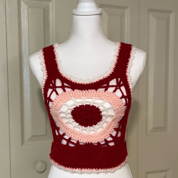 Vintage 1970’s Hand Crafted Cropped Top Crochet Tank Red Pink White - Picture 3 of 15